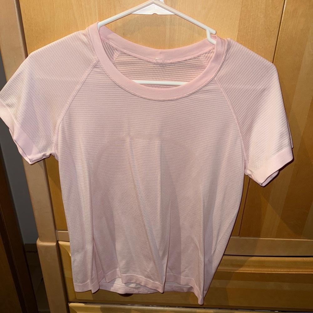 Lululemon swiftly tech short-sleeve waist length